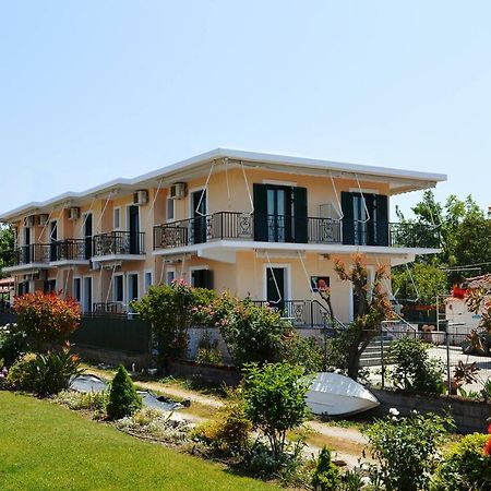 Evia Dream Family Apartments Edipsos Eksteriør billede